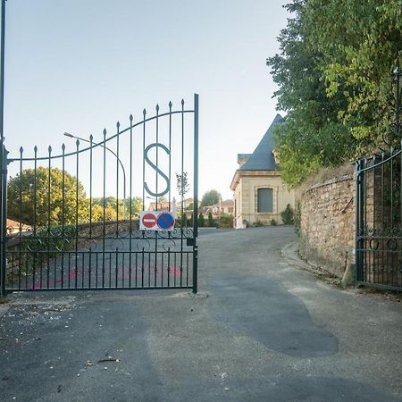 Appartement Plein Sud avec Jacuzzi Privatif et parking privé à Sarlat Extérieur photo